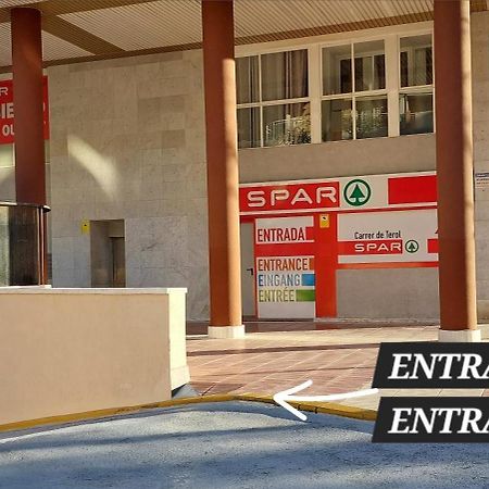Apartamento 1 línea de playa + Parking! Salou Bagian luar foto